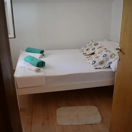 Family Hostel *